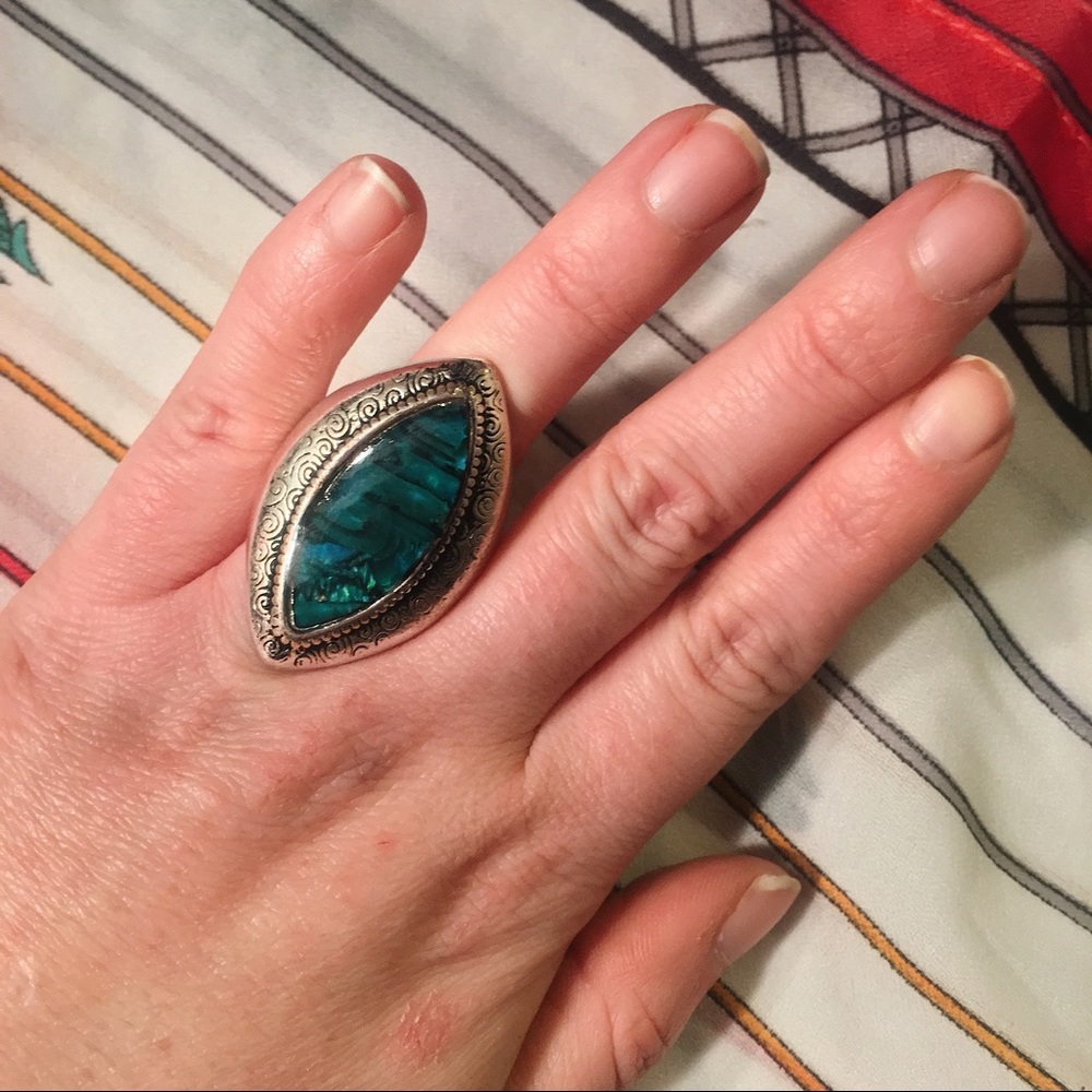 Vintage Costume Ring🦋